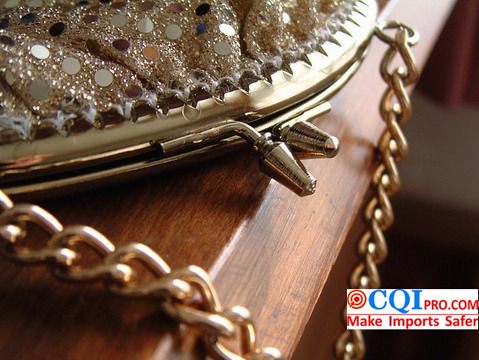 Chain Inspection，Metal chains may rust