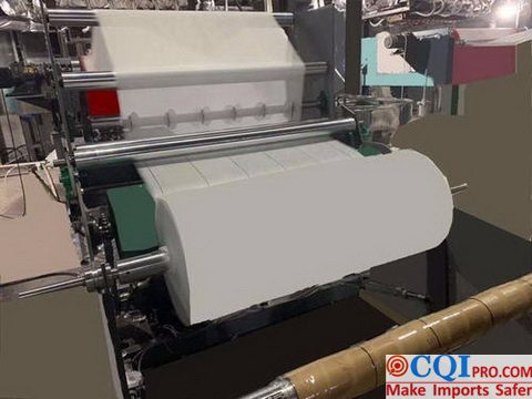 China meltblown fabric machine is producing meltblown fabric