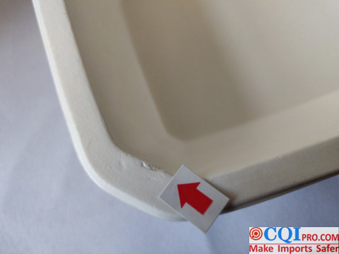 CQI Inspection Company found that 100% obvious mold indentation appeared in four corners of pulp tableware