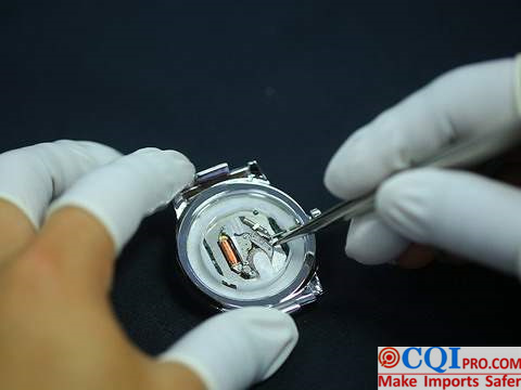 Quartz watch disassembly machine, check the internal structure