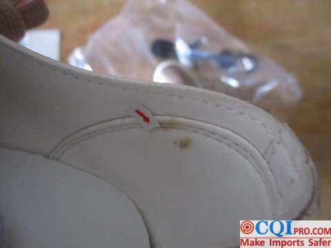 Stock shoes quality inspection,Dirty stains on the inside of the shoe