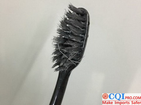 Toothbrush Defect Check，Messy toothbrush bristles